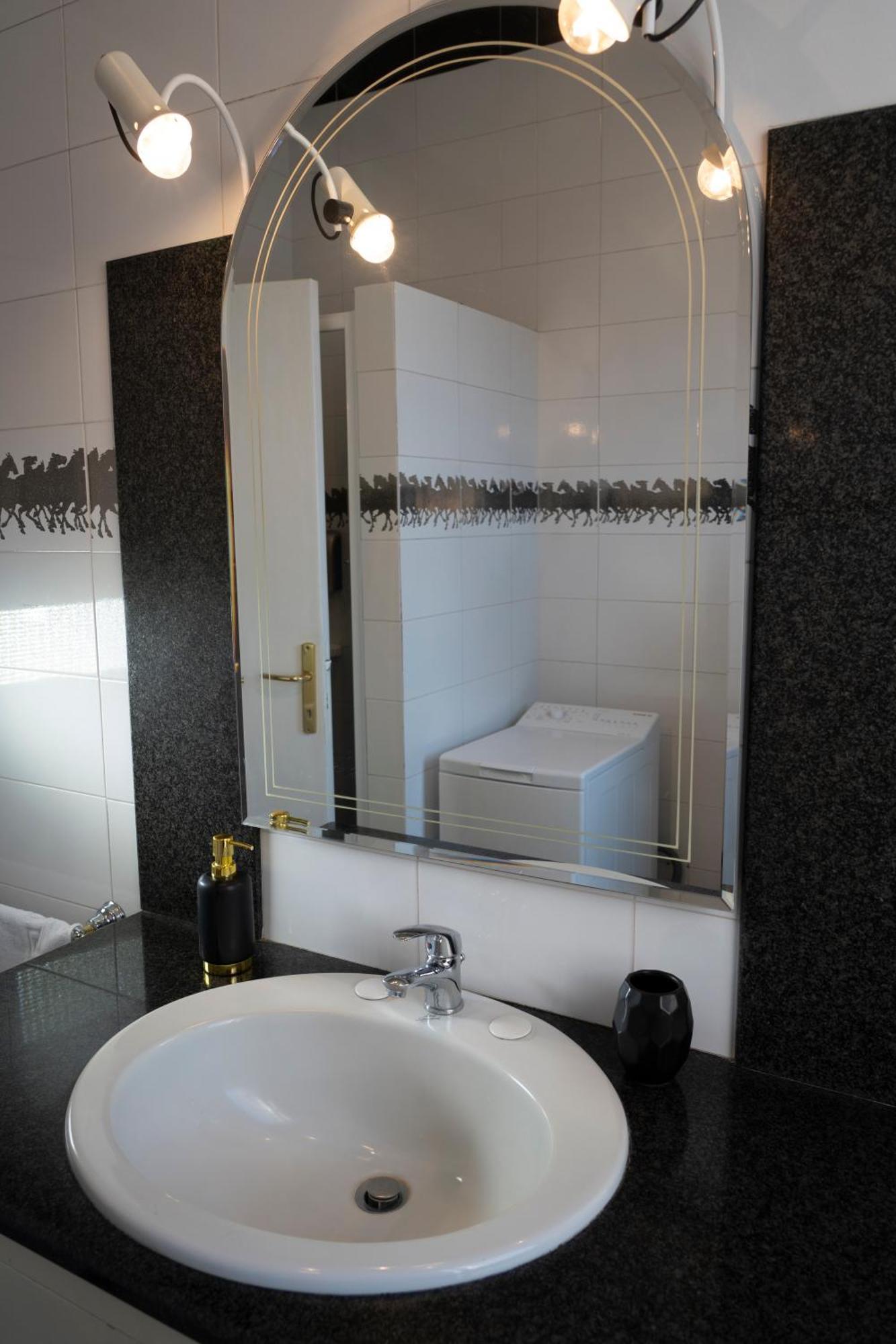 La Tartaruga Apartment Сиена Екстериор снимка